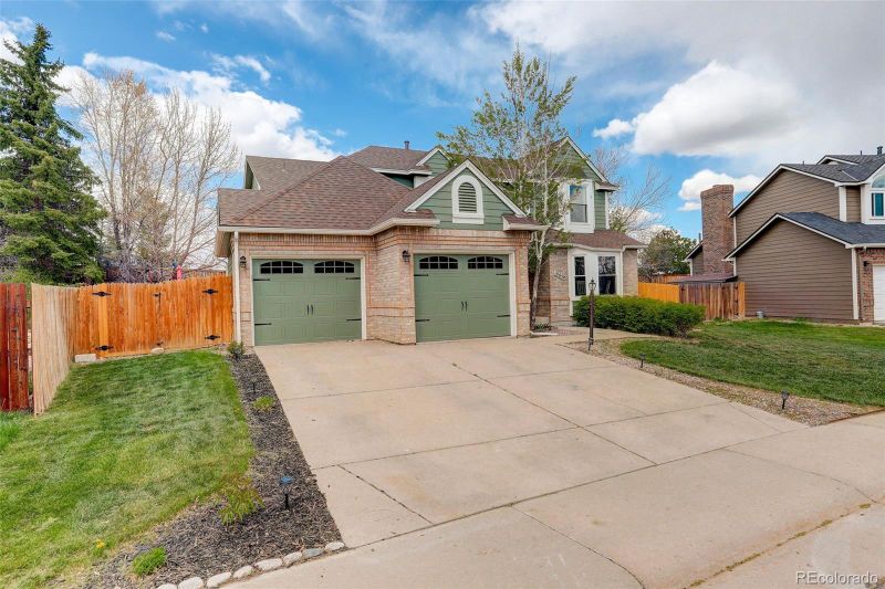 10059 Granite Hill Dr, Parker, CO 80134
