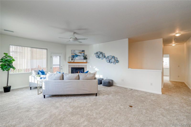 21209 Woodside Ln, Parker, CO 80138