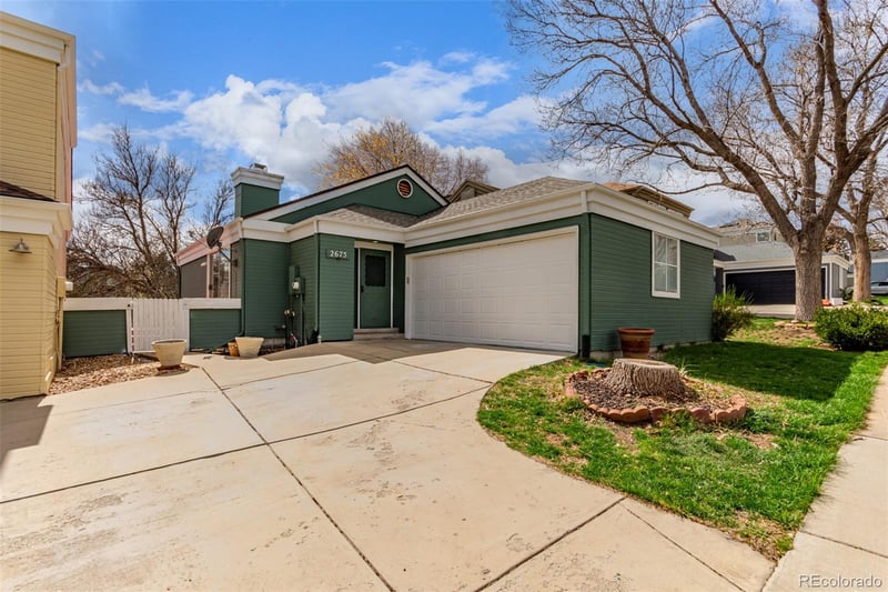 2675 S Deframe Cir, Lakewood, CO 80228