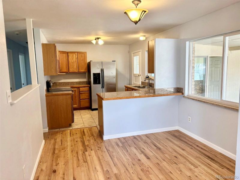 414 S Nelson St S, Lakewood, CO 80226