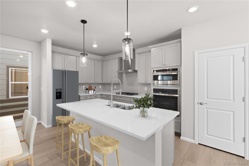 7310 Watercress Dr, Littleton, CO 80125