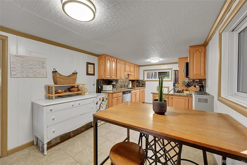 26378 S End Rd, Kittredge, CO 80457