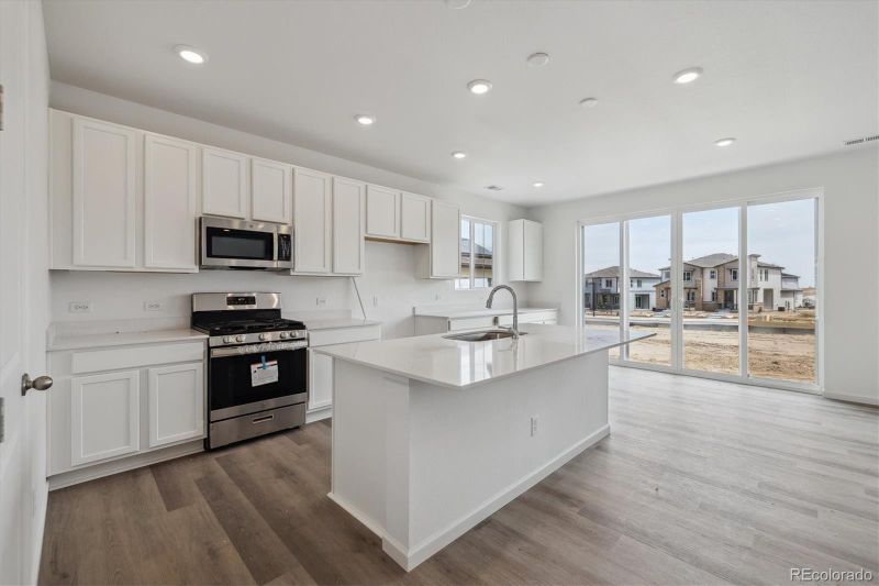 6646 N Nepal St, Aurora, CO 80019
