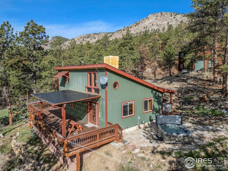 2278 Spruce Mountain Dr, Drake, CO 80515