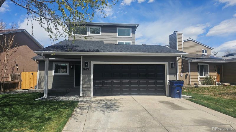 1613 Ensenada Way, Aurora, CO 80011