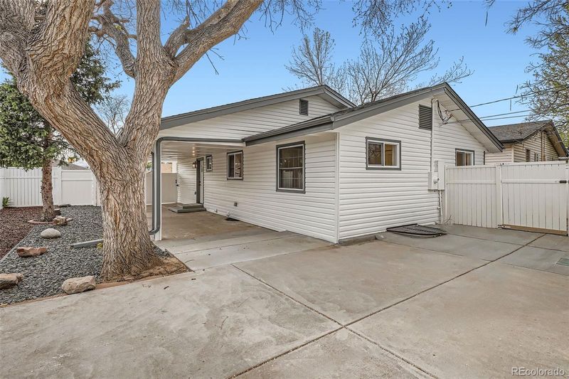 4350 S Delaware St, Englewood, CO 80110