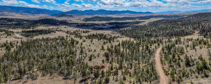 858 Red Cloud Dr, Jefferson, CO 80456