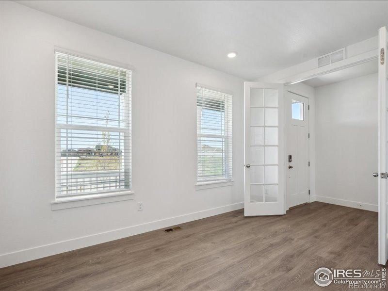 1102 Ridgefield Dr, Berthoud, CO 80513