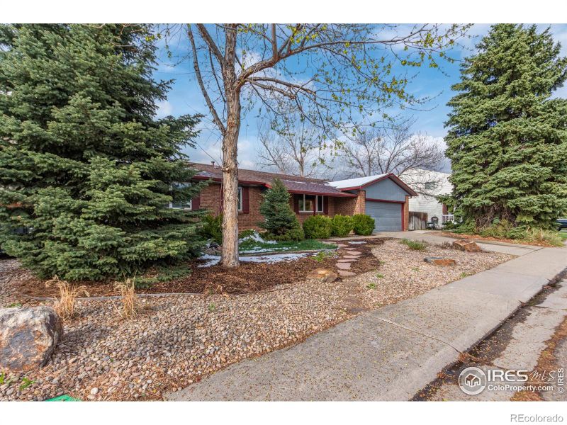 10249 W Grand Ave, Littleton, CO 80127