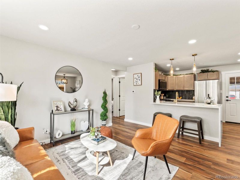 3210 Newport St, Denver, CO 80207