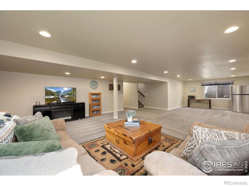 2433 Tabor St, Berthoud, CO 80513