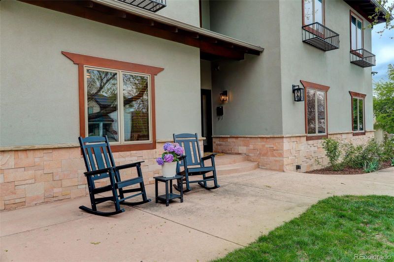 2931 S Cook St, Denver, CO 80210