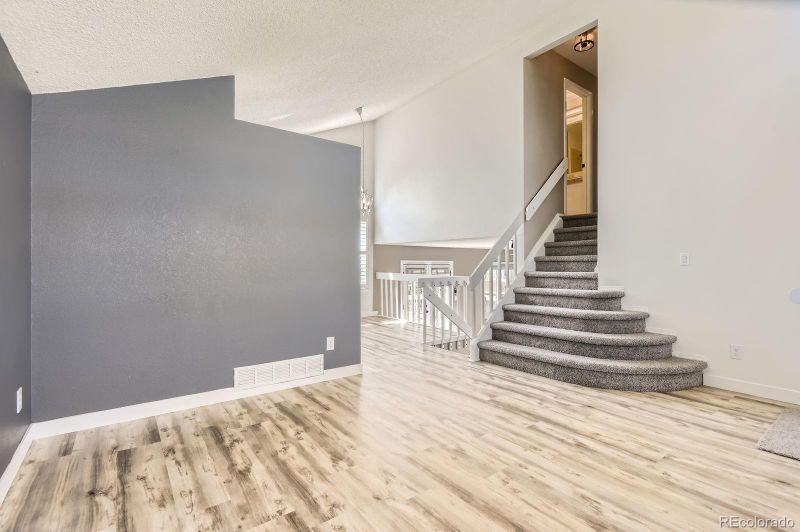 6382 Freeport Dr, Highlands Ranch, CO 80130