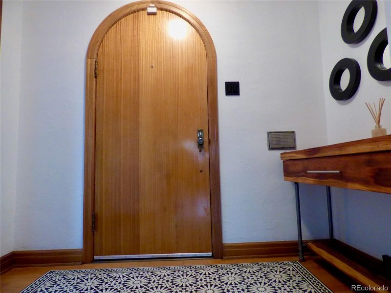 1315 Grape St, Denver, CO 80220