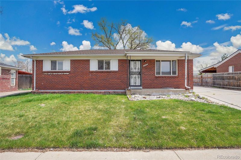 5510 Troy St, Denver, CO 80239