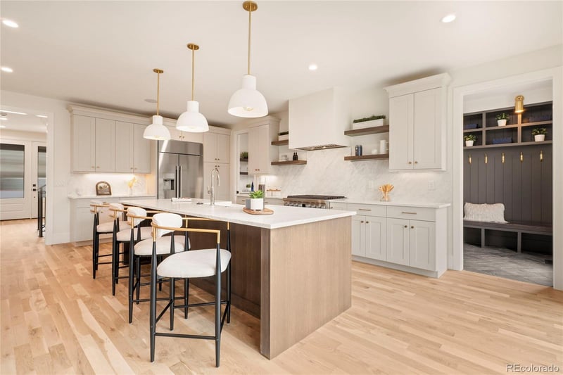 2610 N Monroe St, Denver, CO 80205