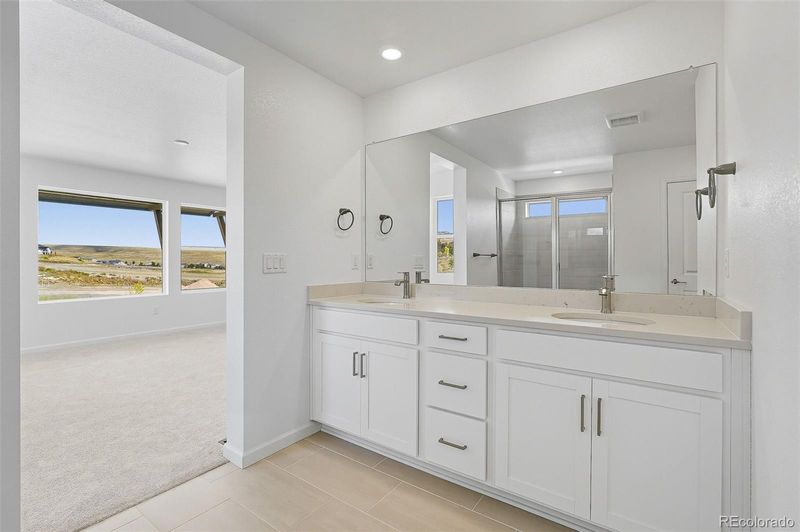 16947 W 92nd Dr, Arvada, CO 80007