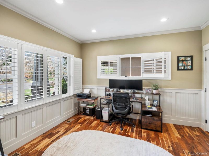 810 Jasmine St, Denver, CO 80220
