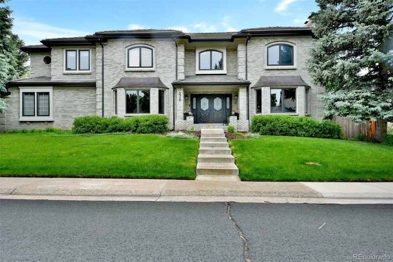 5329 S Geneva St, Englewood, CO 80111