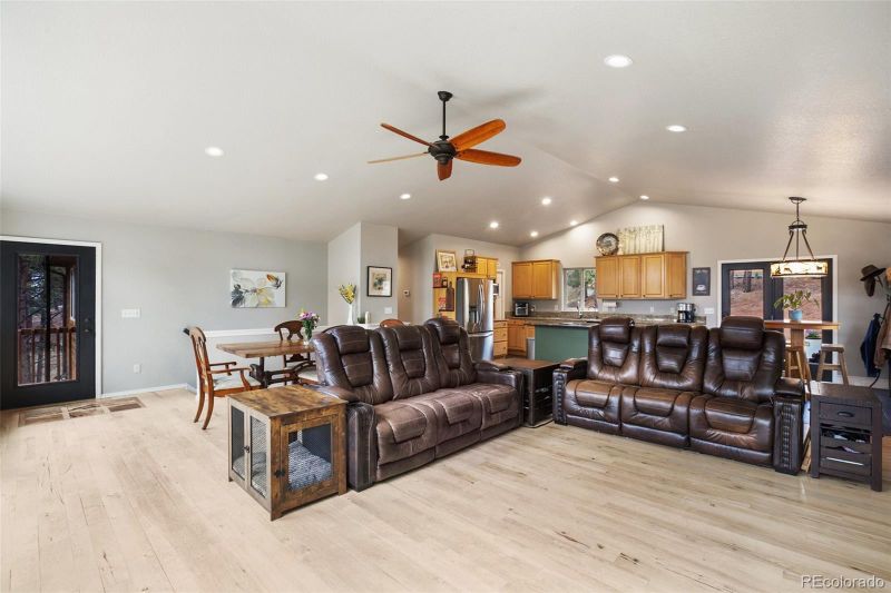 82 Bradshaw Rd, Florissant, CO 80816