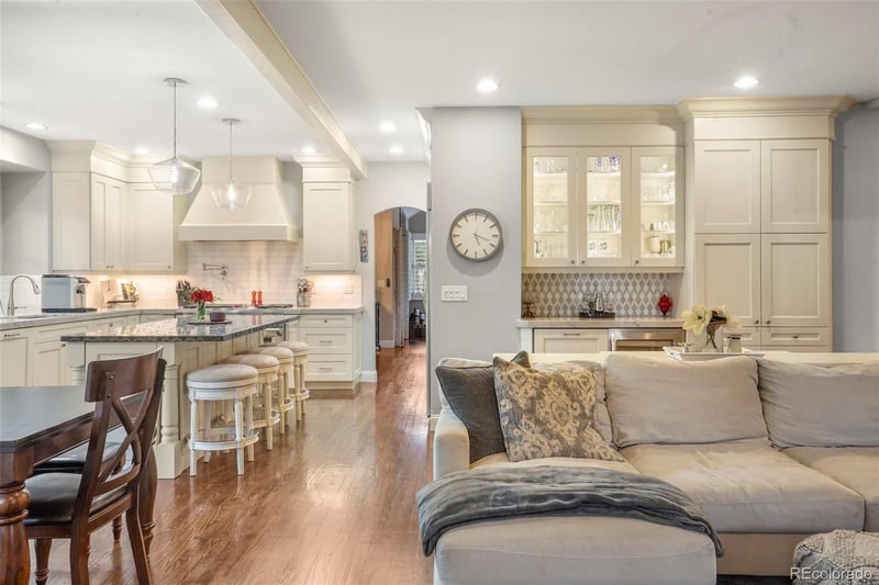 7836 S Fairfax Ct, Centennial, CO 80122