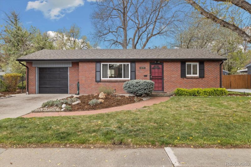 3235 Newland St, Wheat Ridge, CO 80033