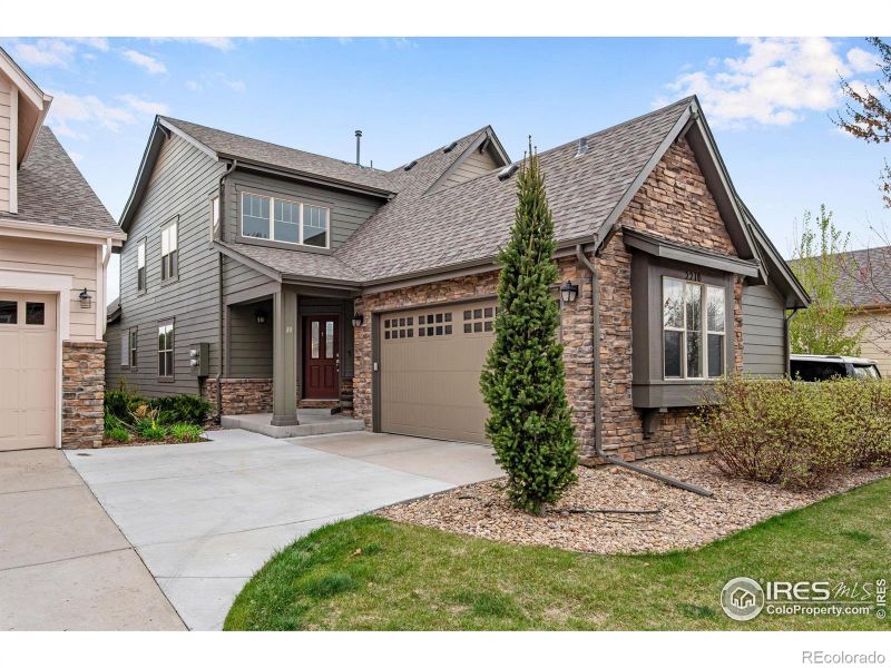 2210 Calais Dr #B, Longmont, CO 80504