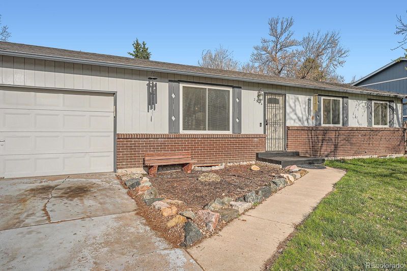 2904 S Idalia St, Aurora, CO 80013