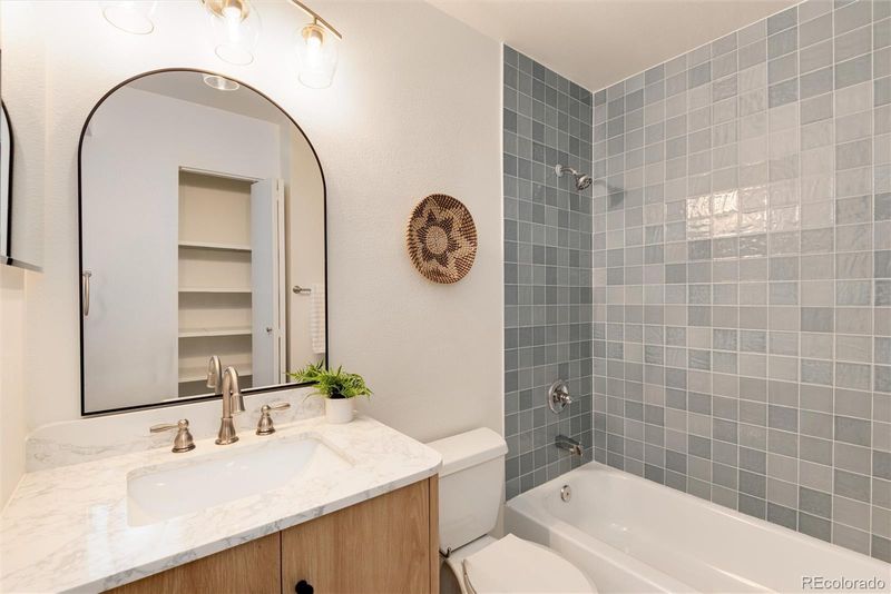 8335 Fairmount Dr #7-208, Denver, CO 80247