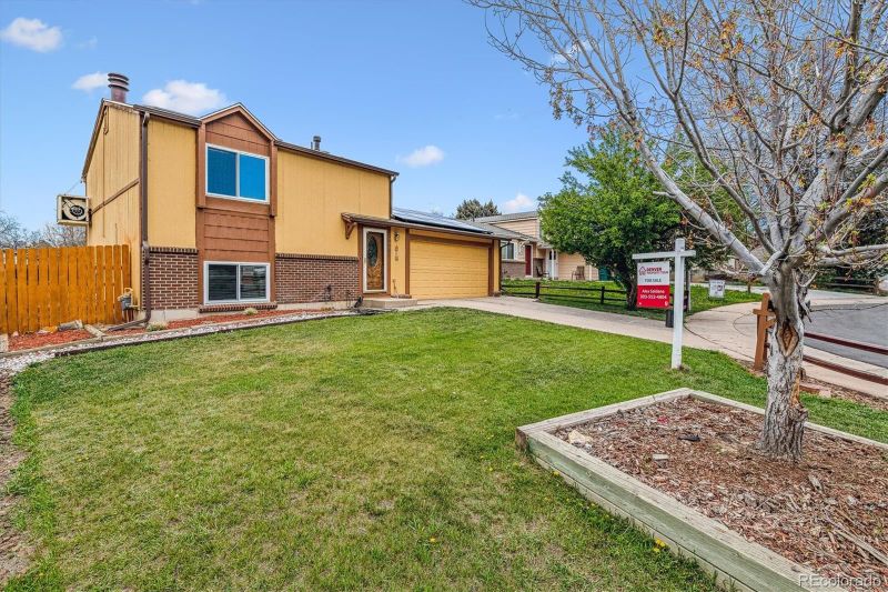 17703 E Nassau Pl, Aurora, CO 80013