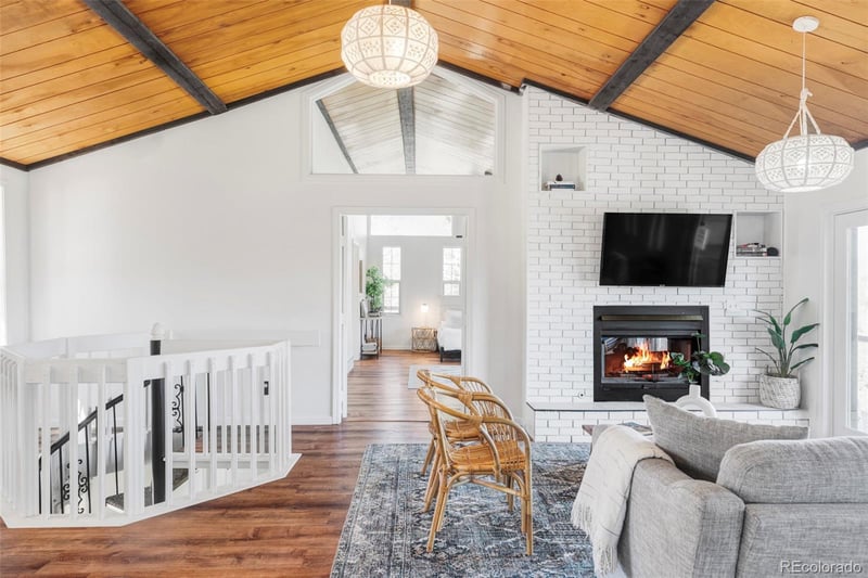 280 Highland Meadows Dr, Florissant, CO 80816