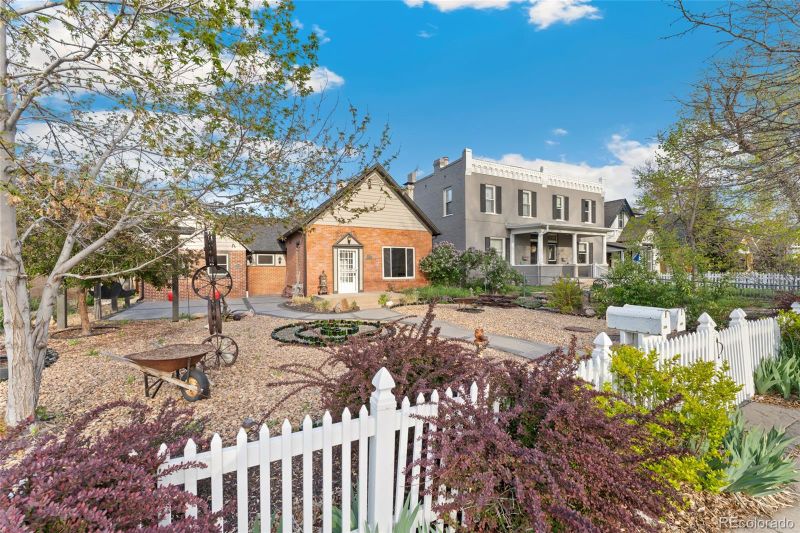 1748 S Logan St, Denver, CO 80210