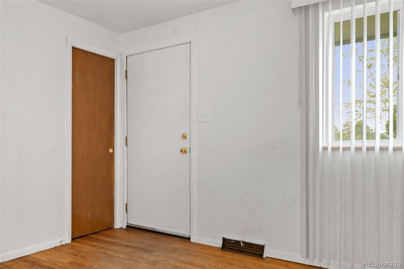 8012 Zuni St, Denver, CO 80221