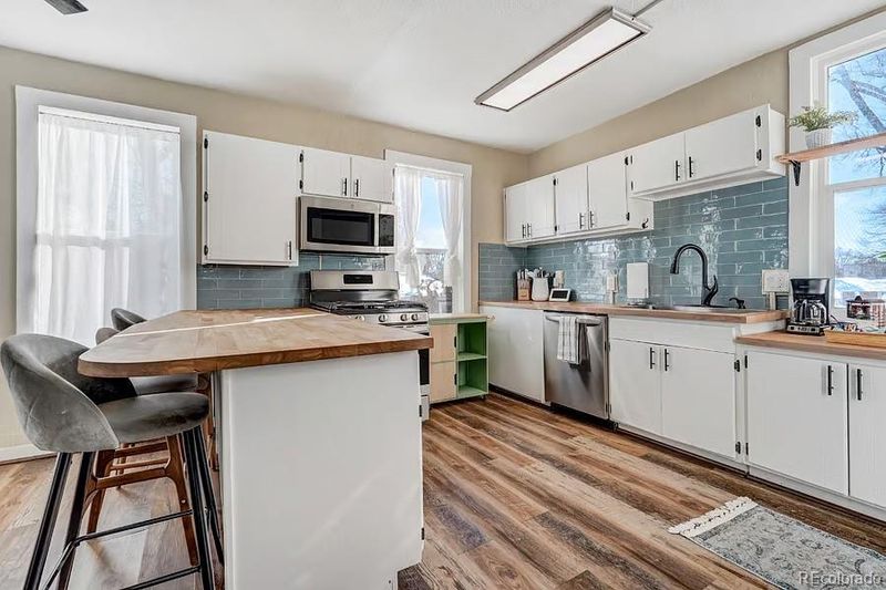 533 E Brookside St, Colorado Springs, CO 80905