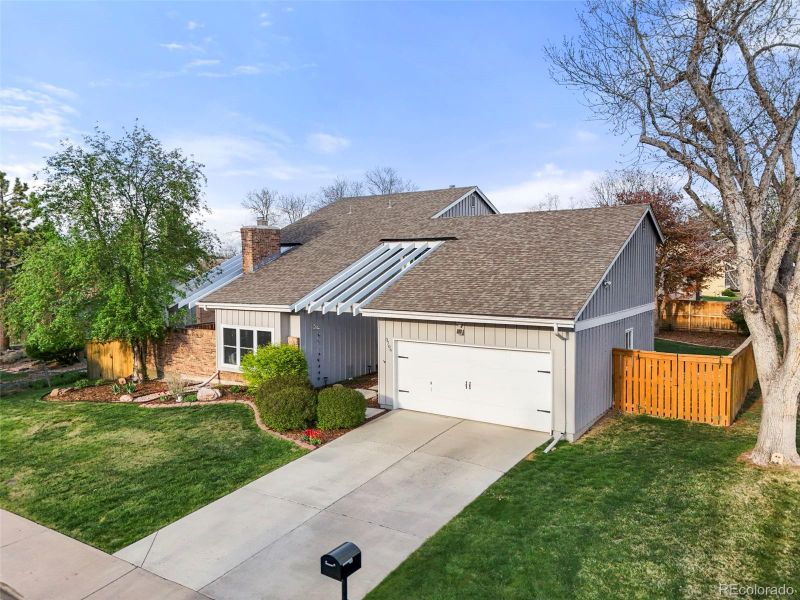 3706 E Easter Dr, Centennial, CO 80122