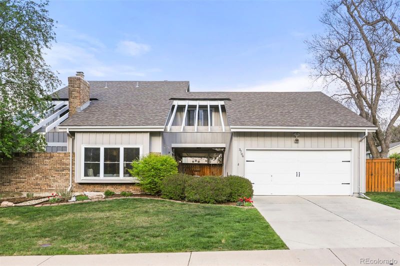 3706 E Easter Dr, Centennial, CO 80122