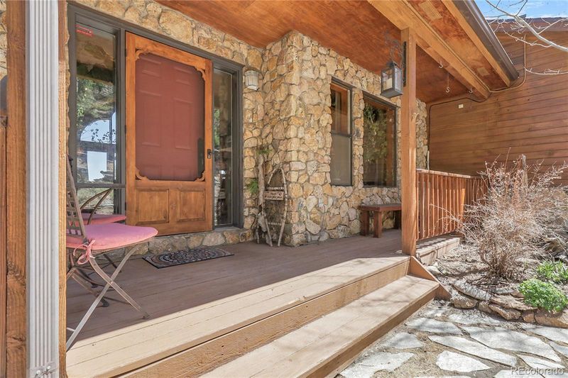 33121 Lynx Ln, Evergreen, CO 80439