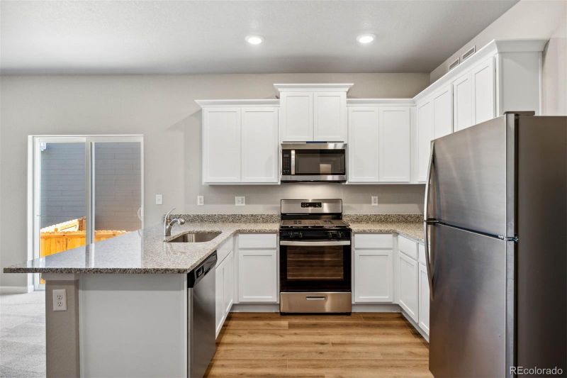 7326 Green River Ave, Frederick, CO 80530