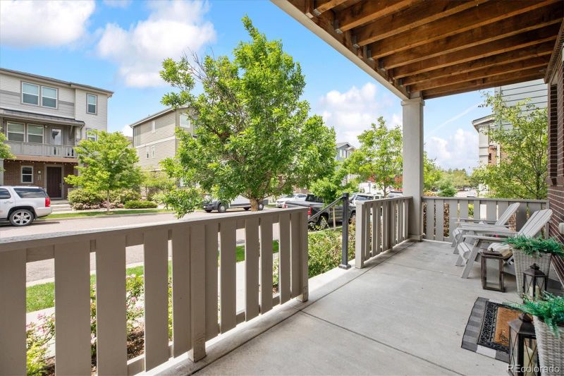 2395 S Troy Ct, Aurora, CO 80014