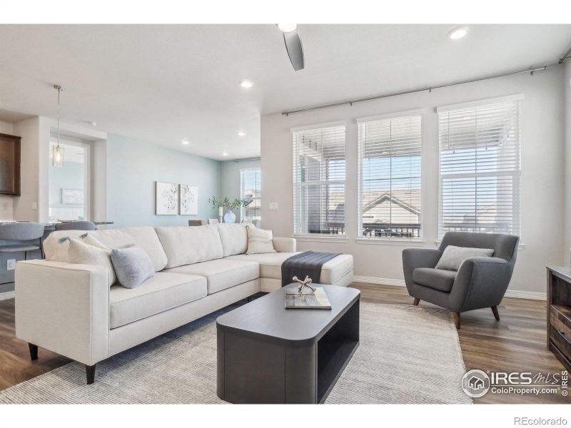 3047 Grizzly Peak Dr, Broomfield, CO 80023