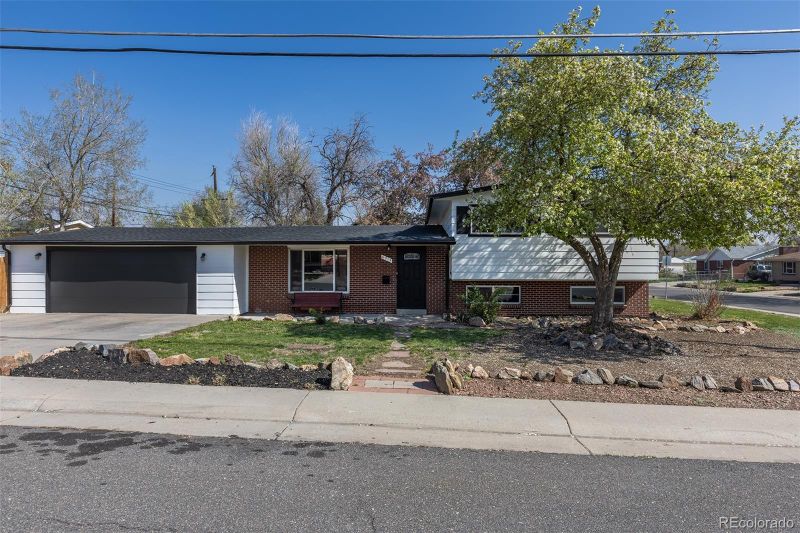 6013 W 62nd Ave, Arvada, CO 80003