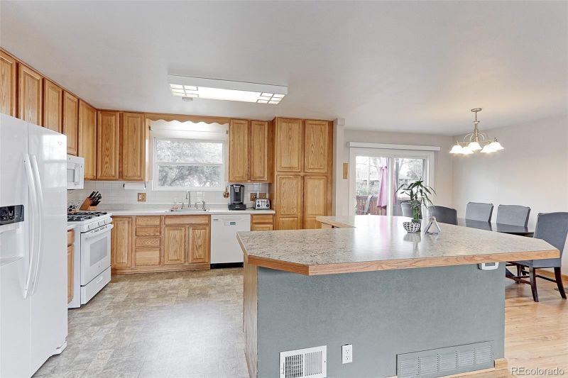 10538 Quivas St, Northglenn, CO 80234