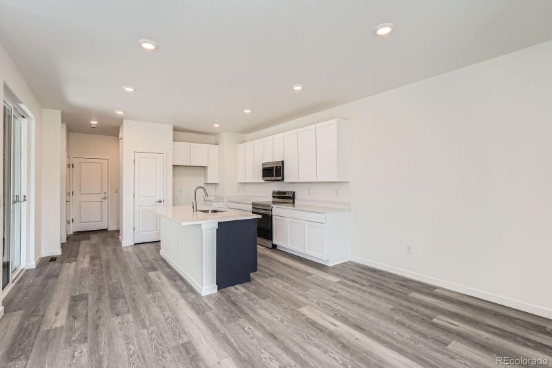 1236 S Algonquian St, Aurora, CO 80018