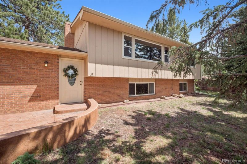 30321 Chestnut Dr, Evergreen, CO 80439