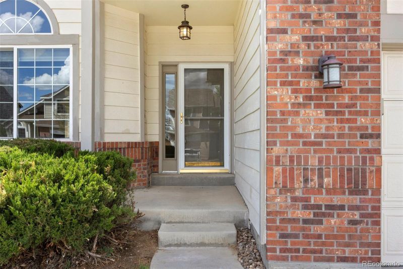 8985 Edgewood Ln, Highlands Ranch, CO 80130