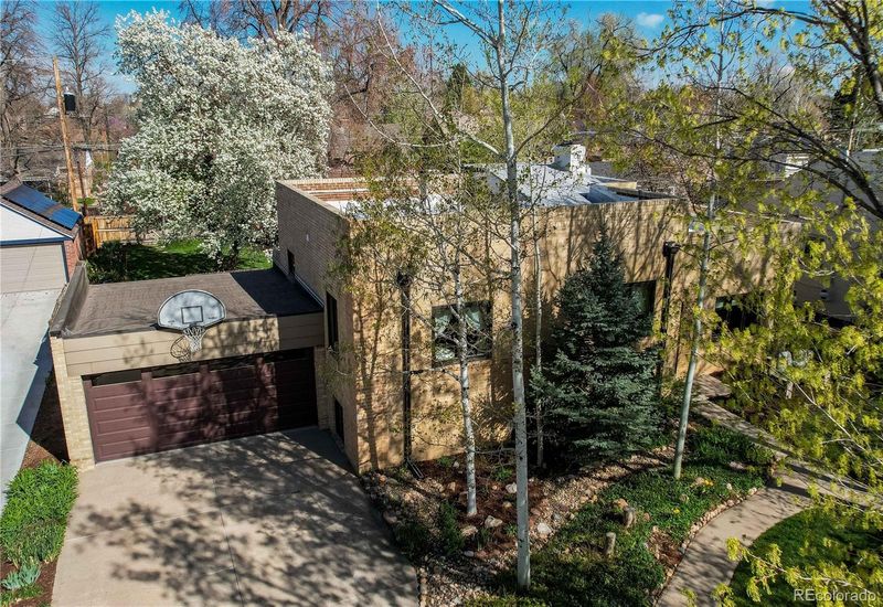 2838 Forest St, Denver, CO 80207