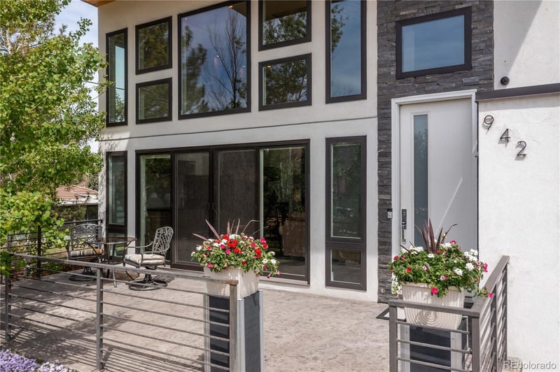 942 S Fulton St, Denver, CO 80247