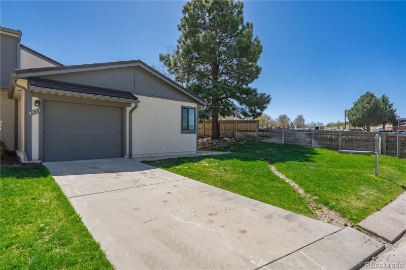 4521 Castlepoint Dr, Colorado Springs, CO 80917