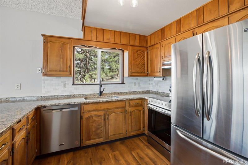 39609 Us Highway 24, Lake George, CO 80827