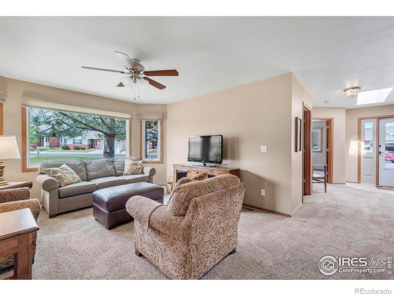 1609 16th Pl, Longmont, CO 80501